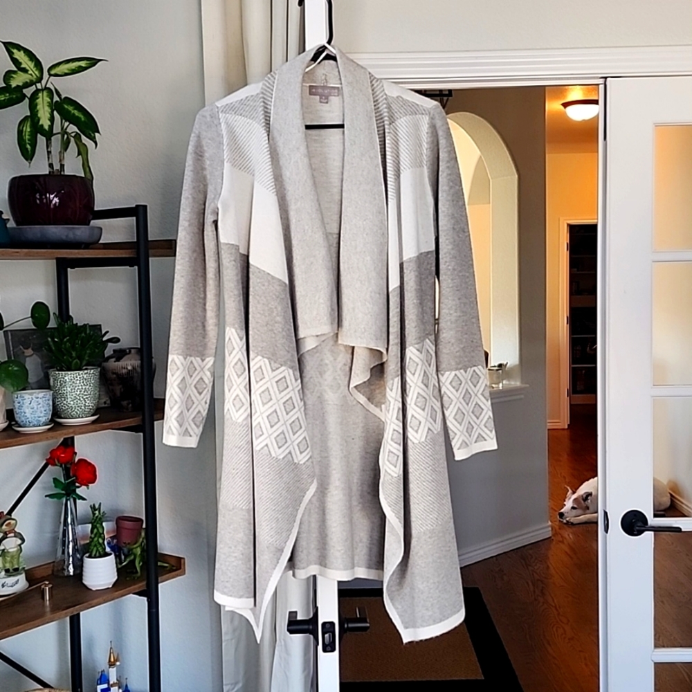 Evolution by Cyrus long cardigan. Size small